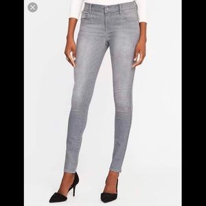 NWOT Grey High-Rise Rockstar Skinny Jeans